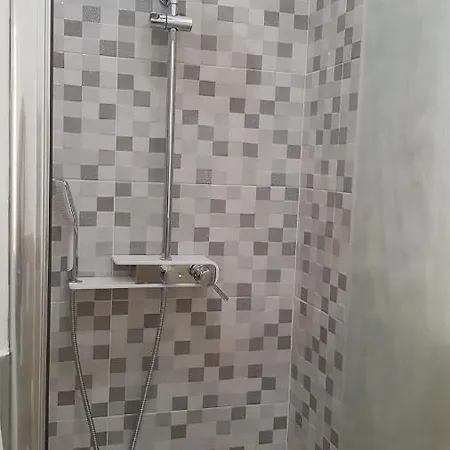 Un Passo Dal Mare 3*