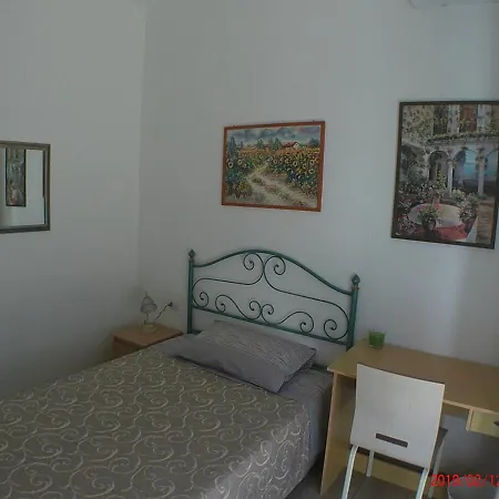 فندق مبيت وإفطار Un Passo Dal Mare