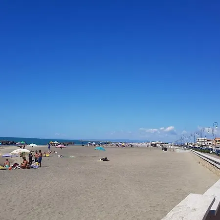 Un Passo Dal Mare